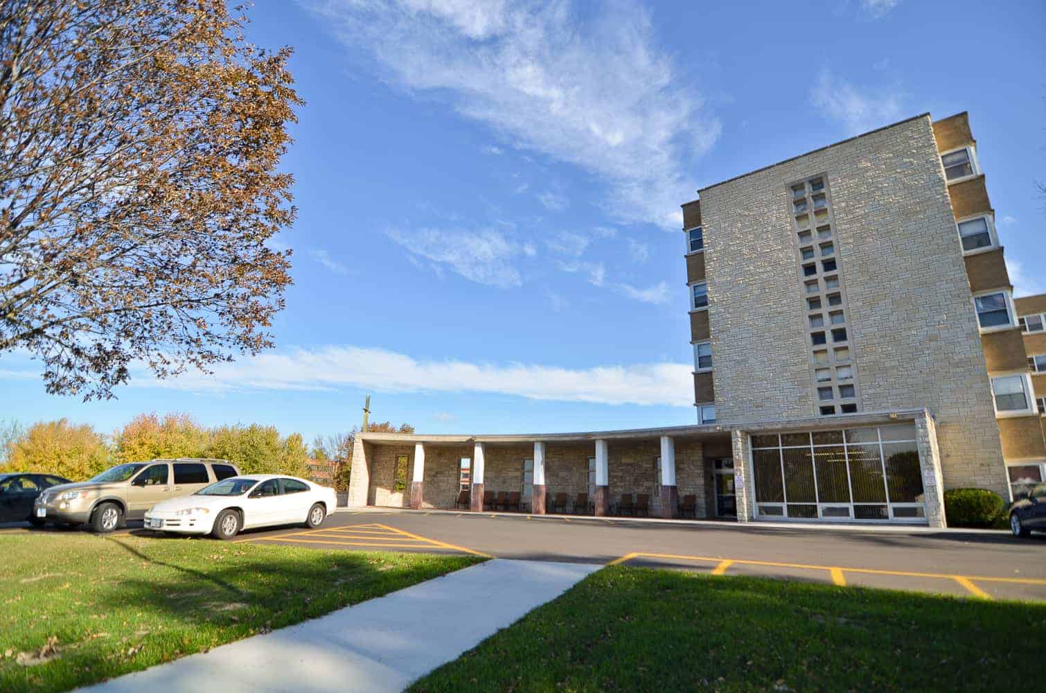 Windsor-Park-Senior-Independent-Apartment-Complex-242